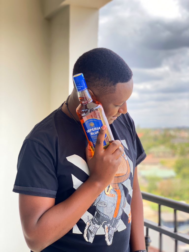 Whiskey is calling!☎️

Time to enjoy a cold Imperial Blue Whisky!🥃  Anyway, Mko wapi?👀

P.S: Remember to #DrinkMoreWater

| #CallsForAnImperialBlue |
| #EnjoyTheRichTaste |