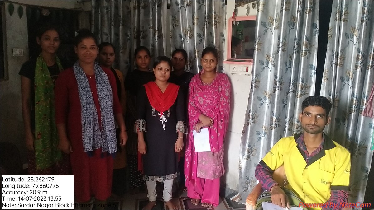 Ashishsharmabcb's tweet photo. 🌿जन जन का है एक ही नारा
मलेरिया मुक्त हो देश हमारा🌿
गांव सरदार नगर में युवा संगठन का निर्माण कर संगठन के कार्यों के बारे में समझाते हुए
#Bhamora
#Bareilly
#EmbedEnd2Maleria
@Durgeshag82 @FamilyhealthIn @prashantmanj15 @sksomya https://t.co/pyYp3aPMtH