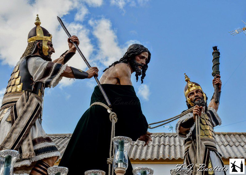 36 Sábados para un nuevo #SábadoDePasión 

📸 F. G. Bautista. 

 #HermandadDeLaMilagrosa #SemanaSantaEnCiudadJardín #EvangelizandoSevilla
