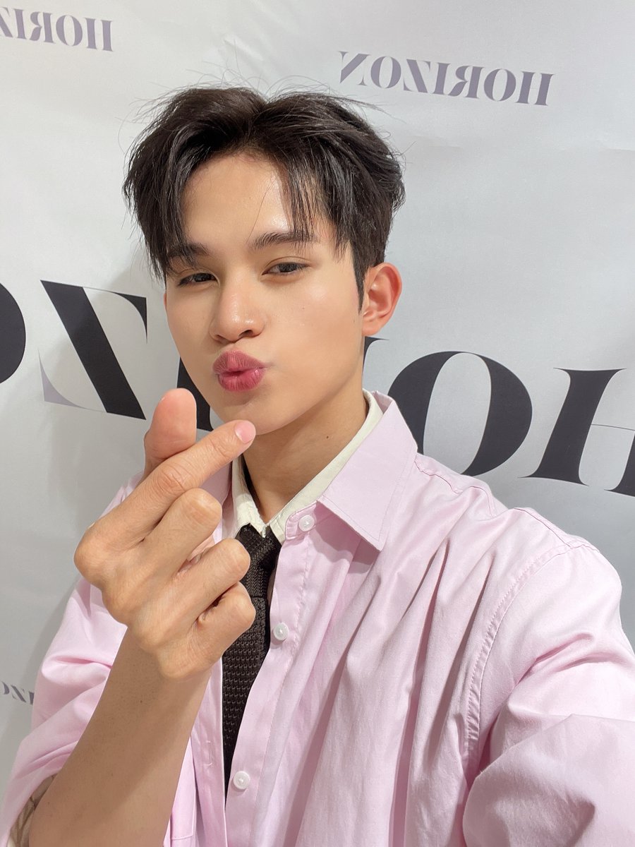 HORI7ON_twt's tweet photo. [🦊] I had so much fun during the video call event. I hope we made you guys happy!😊 
❤️U Anchors… 

#HORI7ON #호라이��� #WINSTON #윈스턴 https://t.co/DDMFpmc7p7