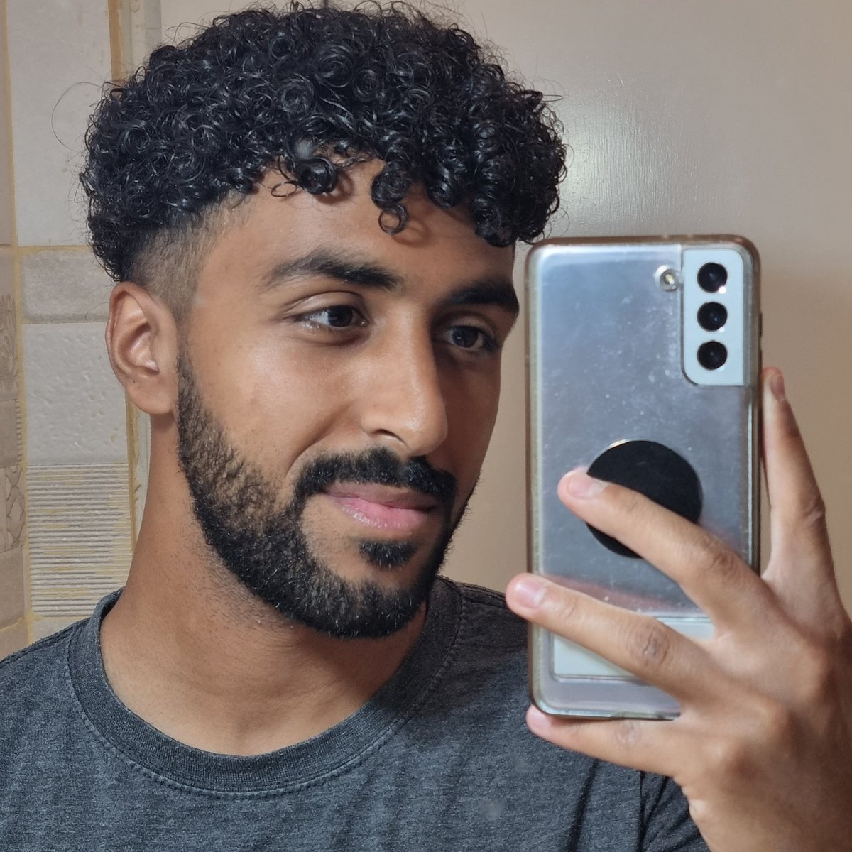 khallid_ii's tweet image. #NewProfilePic
It's been a minute..