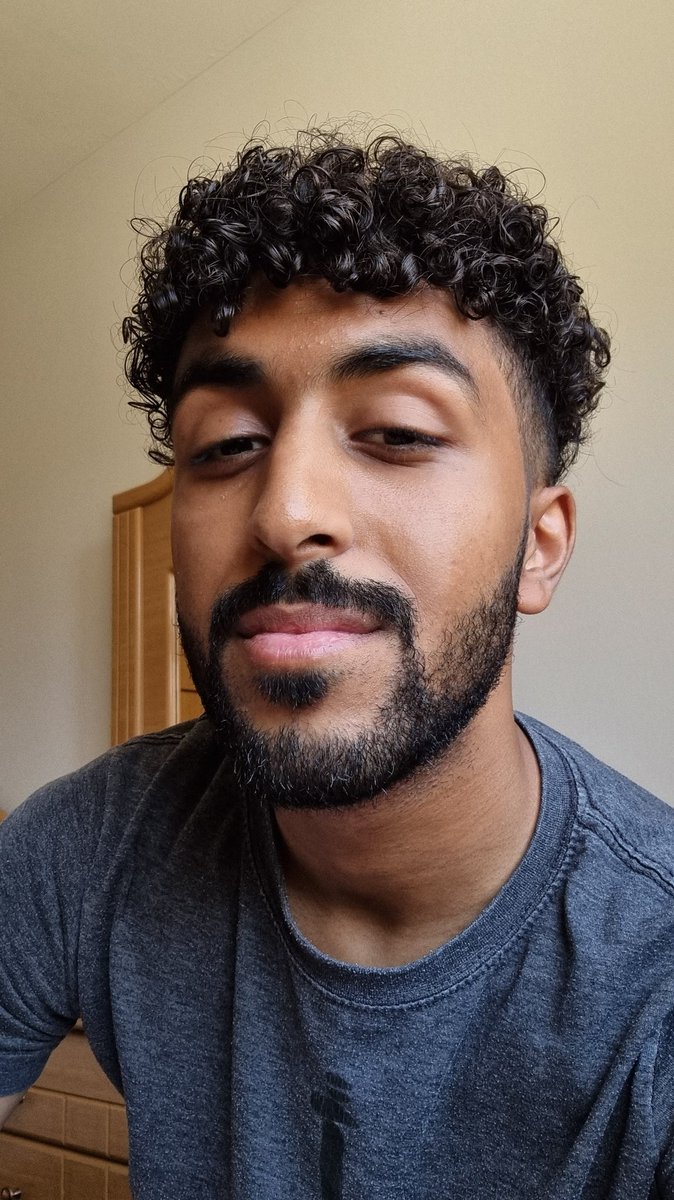 khallid_ii's tweet image. #NewProfilePic
It's been a minute..