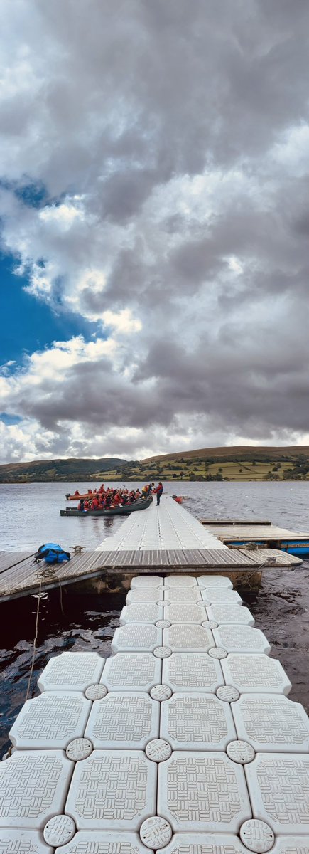 ccsarchery's tweet image. Canŵio a rhwyfo/Canoeing and rowing