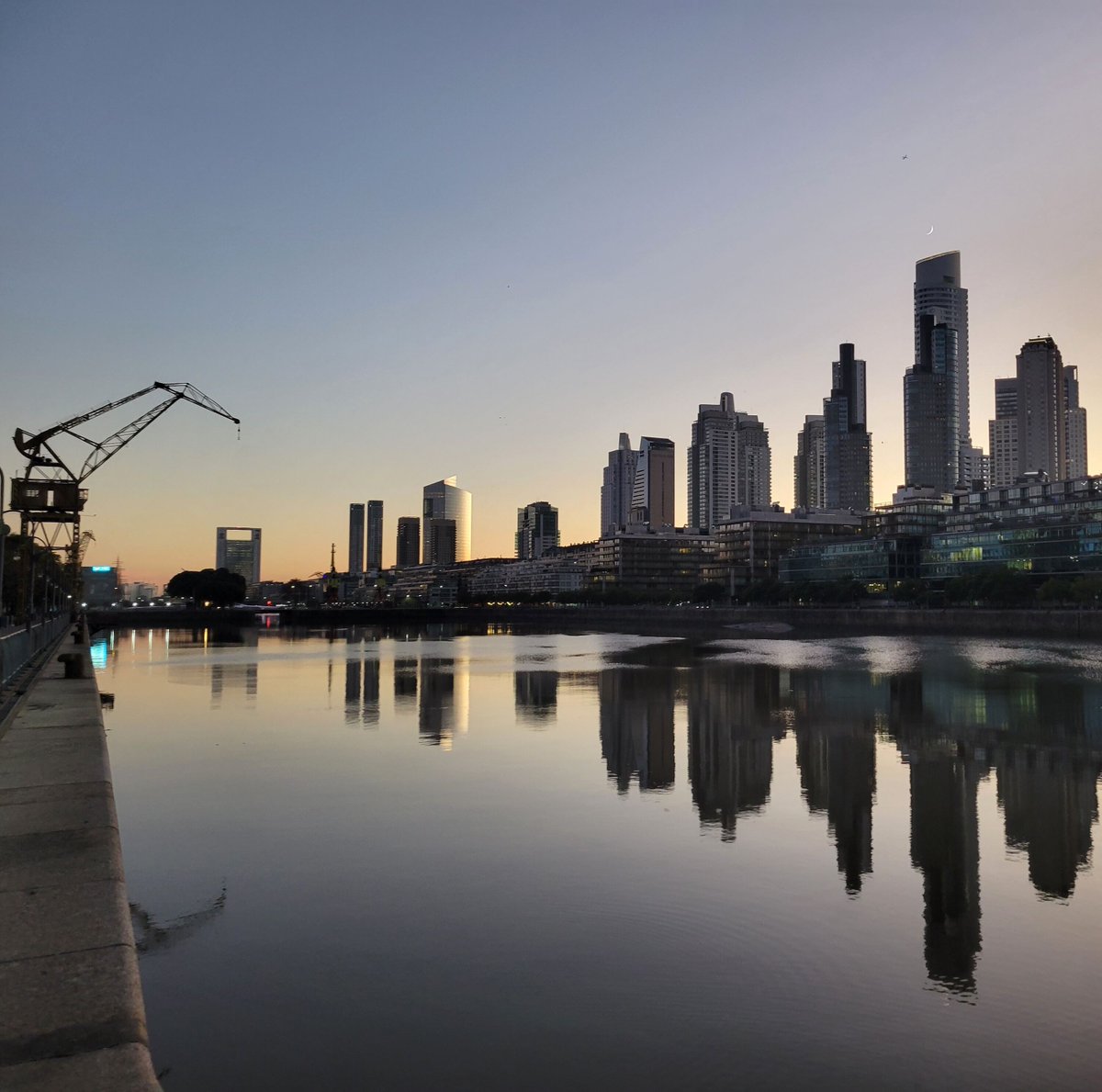 ¡Buenos días🌞 from Puerto Madero, Buenos Aires! 

The IPSA team is up early for the preparations of the #IPSA2023 World Congress of Political Science at the Universidad Católica Argentina.