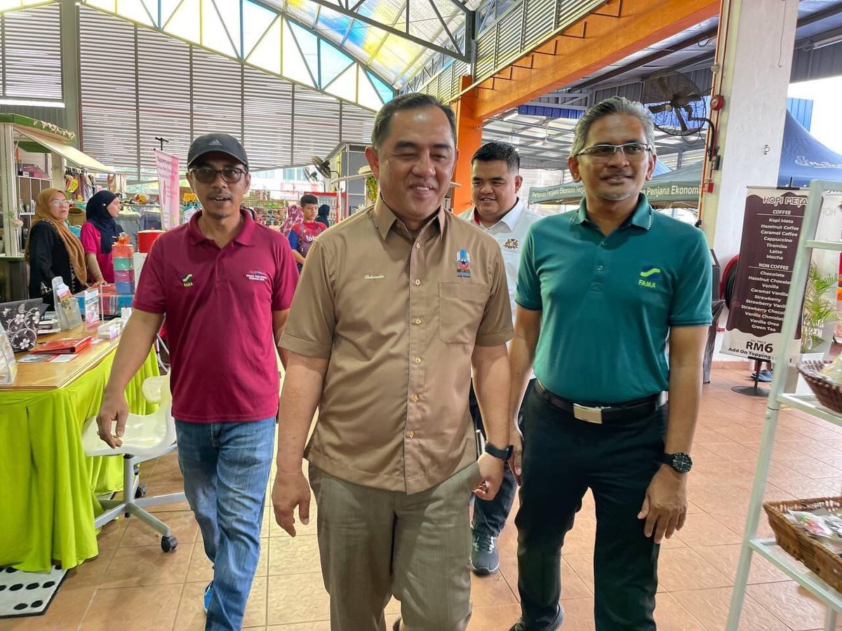 Sabtu l 15 Julai 2023 l Pasar Tani Kekal Permas Jaya l Jualan Bazar Rakyat Agro Johor (BRAJ) &amp; Jualan Agro Madani (JOM)

Disempurnakan oleh YB Tuan Haji Baharudin bin Mohamed Taib, DUN Permas. 

Jualan promosi dengan tawaran harga istimewa untuk semua komoditi basah dan barang