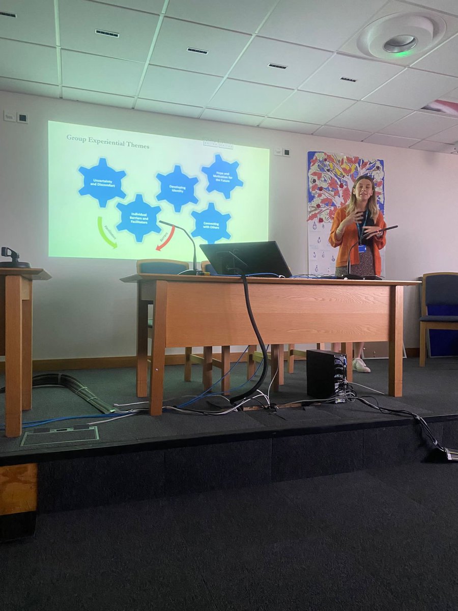 Celebrating our final day of our three year doctorate rollercoaster  <a href="/TaviAndPort/">Tavistock and Portman NHS Foundation Trust</a> through creating out collective Tree of Life, sharing our research…followed by some serious karaoke 🎤 🌲 🎓