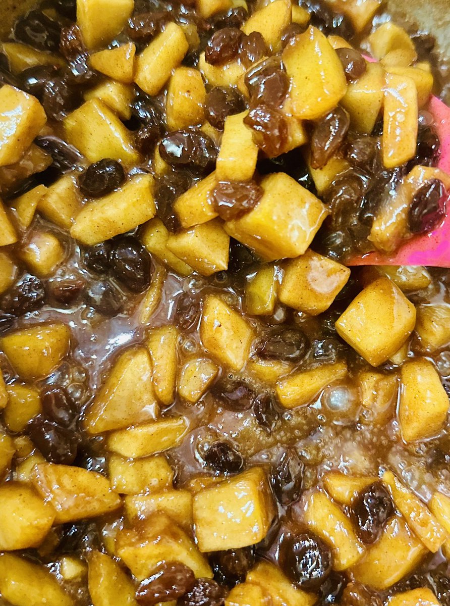 Diced Apples and Raisins cooking in real Butter,Cinnamon and Brown Sugar till Sweet  & Soft. Going to stack this atop our French Toast and serve it with our Thick Cut PA Amish Bacon 🥓 for another Weekend Special😋 #yummy 
#goodeats #pittsburghfood #breakfast #brunch