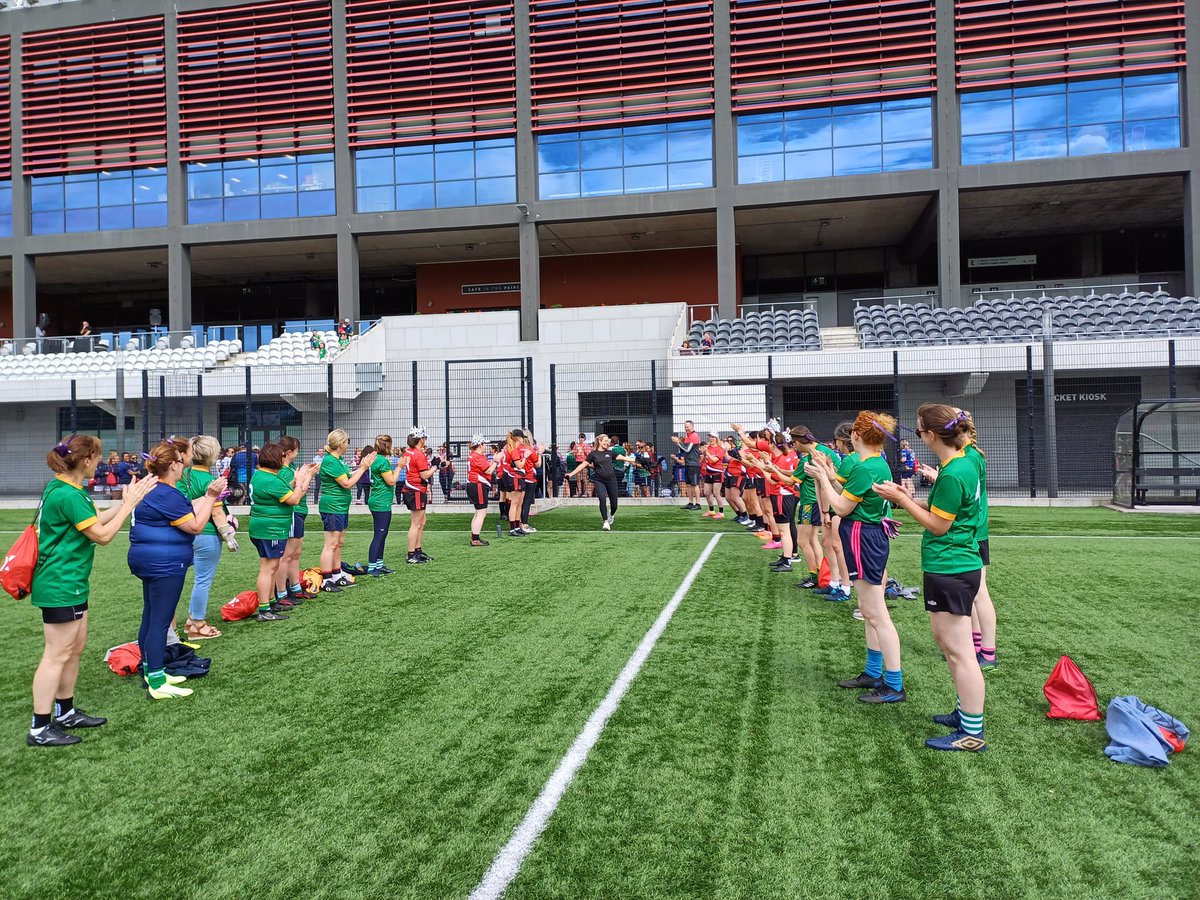 The Child of Prague has worked, fab morning at @PaircUiCha0imh for G4M&O's blitz in aid of @CorkARCcancer. Warm up done, thanks to @BridStackie. Thanks to blitz sponsors @Fexcogroup Let the games begin! @KeelnameelaClub @CorkLGFA @MunsterLGFA
