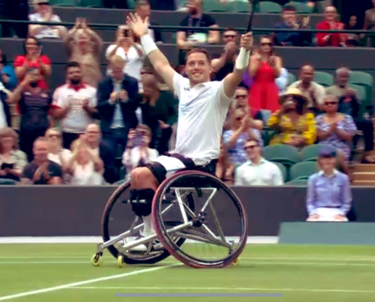 ⭐️ NORFOLK SPORTING HERO ⭐️ 

Alfie has done it! 

Into his second Wimbledon Singles final (with a Doubles final coming up later on today)

That’s me off to SW19 tomorrow to cover that Singles final against Tokito Oda. Cannot wait.