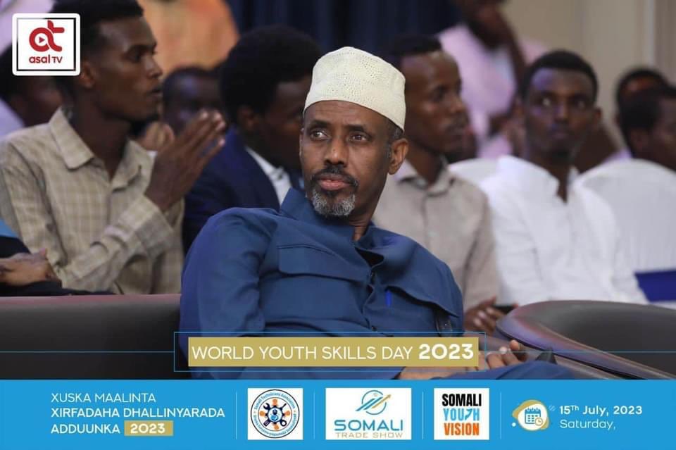 AbdisalamSharf's tweet photo. Waxaan maanta ka qeybgalay Xuska Maalinta Xirfadaha Dhalinyarada, kaasoo ka qabsoomay magaalada Muqdisho. Run ahaantii dhalinyaro bilaa Xirfad ah Waa Wadan Bilaa mustaqbal ah.  Hantida ugu muhiimsan ee Ummadi leedahay waa dhalinyaro xirfadlay ah oo hal-abuur leh https://t.co/cOomXP9umP