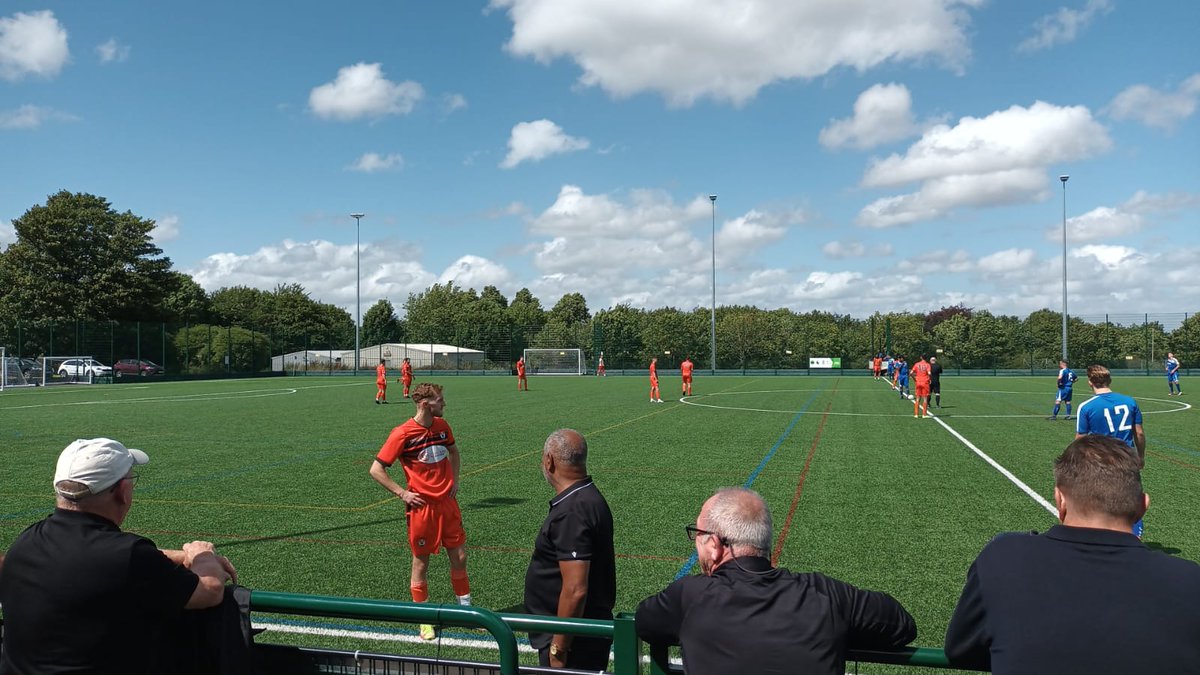 LordswoodAFC's tweet photo. Our development team were in action against Cuxton today , the boys were able to put on an incredible performance considering the league difference but was not able to get the win. Keep your heads up boys we push forwads🧡🖤
FT 4-3
#utw #NonLeague #grassrootsfootball #lordsrising https://t.co/dtRvKb4UZm