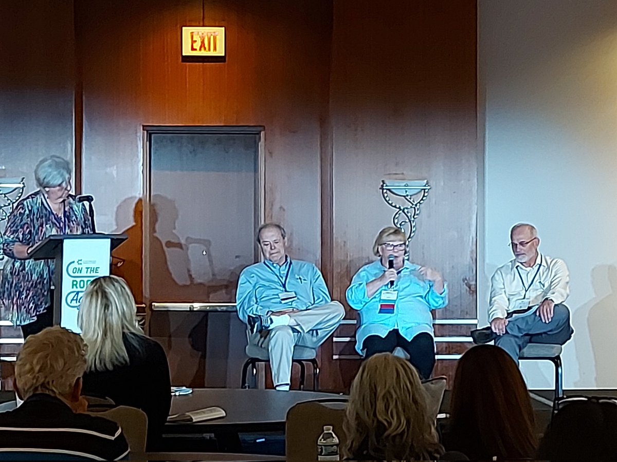 CystinosisIrl's tweet photo. Jean Campbell moderating a touching&amp;fascinating panel w/ Dr Jess Thoene, Marybeth Krummenacker &amp; Dr Bill Gahl "Finding our Roots" &amp; how far the #cystinosis community has come. Dr Thoene remembered his first patient treated w/cystaemine therapy who responded well💙💛 #CRNnashville https://t.co/5jAEWYj6s1