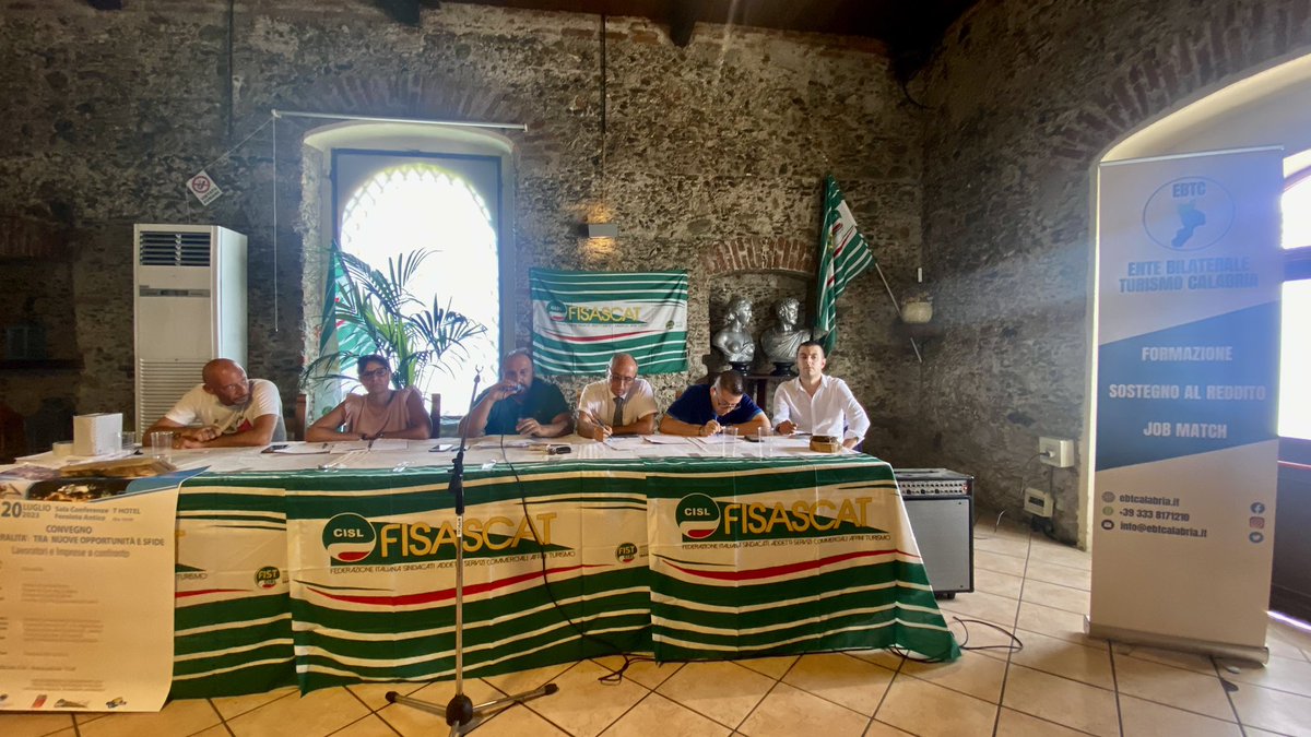 EbtcEnte's tweet photo. Ieri al Consiglio Generale Fisascat Cisl Calabria per parlare di formazione, sostegno al reddito, rinnovo contratti del turismo e incentivi regionali in materia di occupazione.

#ebtcalabria #entebilateraleturismo #CCNL #turismo #formazione #sostegnoalreddito https://t.co/zOuoEqyD0Z