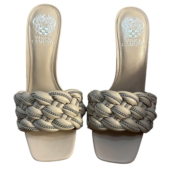 contim2000's tweet image. So good I had to share! Check out all the items I'm loving on @Poshmarkapp from @Chellers1968 #poshmark #fashion #style #shopmycloset #liebeskind #shein #vincecamuto: posh.mk/QVbIjfMtsBb