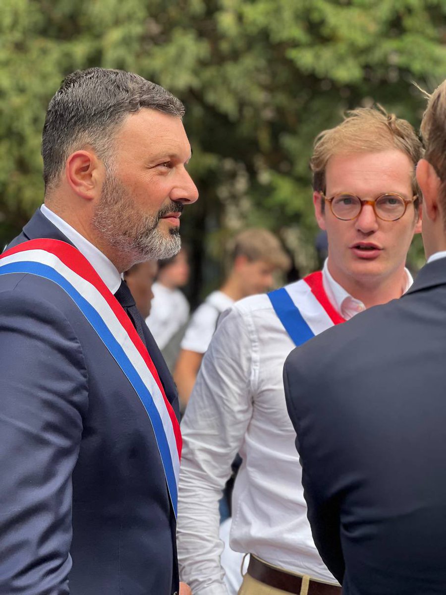 Clôture du 1er #SNU HandiValide de #France à l’<a href="/erea_jean/">Erea Jean Monnet</a> de #Garches regroupant 84 jeunes valides ou porteurs de handicaps. Un formidable séjour de #cohésion, de #citoyenneté, de #solidarité et de #fraternite. 
Merci aux équipes du SNU, de l’Erea et du député <a href="/PierreCazeneuve/">Pierre Cazeneuve</a>