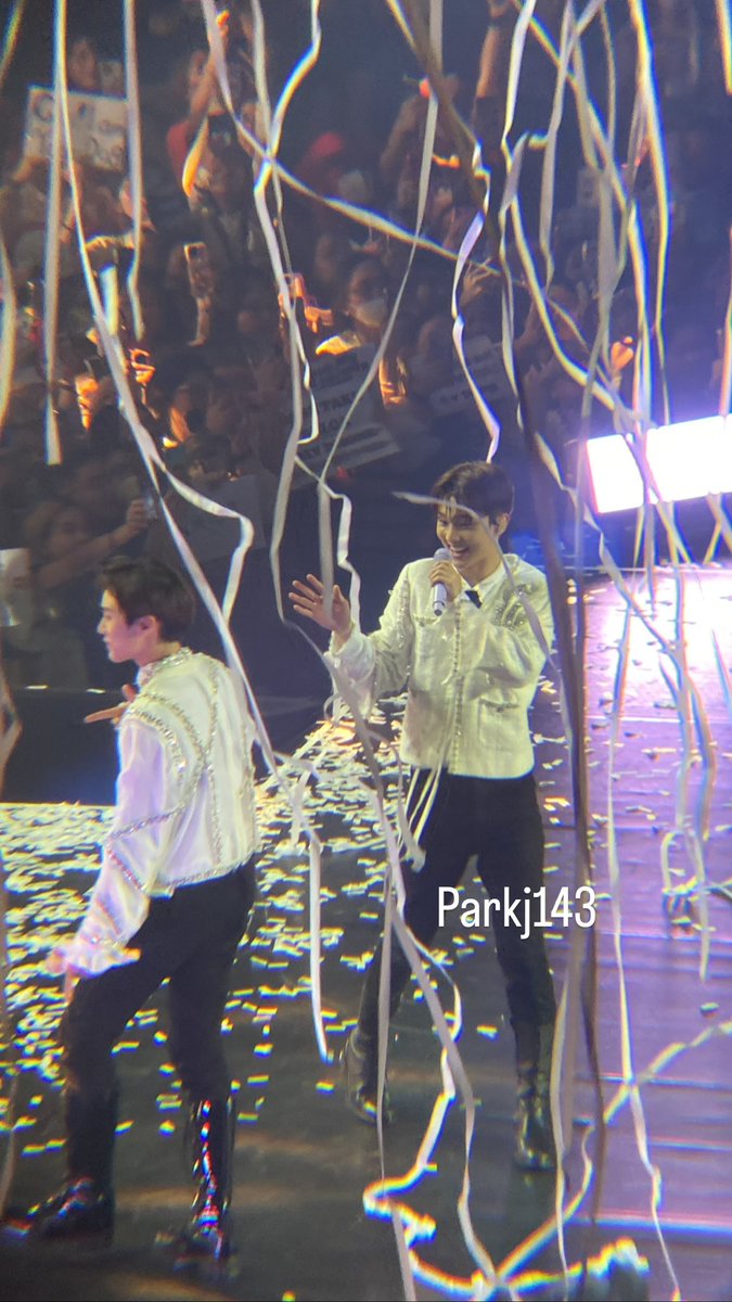 parkj143's tweet photo. 15072023
Another healing moment.
Finally got to be part of @WE_THE_BOYZ  @IST_THEBOYZ ‘ ocean 😭💗 Needed some time to breath and you came at the right time 🥹
You are worth the wait ❤️
See you again soooon ☺️
Mahal ko kayo!

#THEBOYZ #더보이즈 #ZENERATION #ZENERATION_MNL https://t.co/8p686mcojT