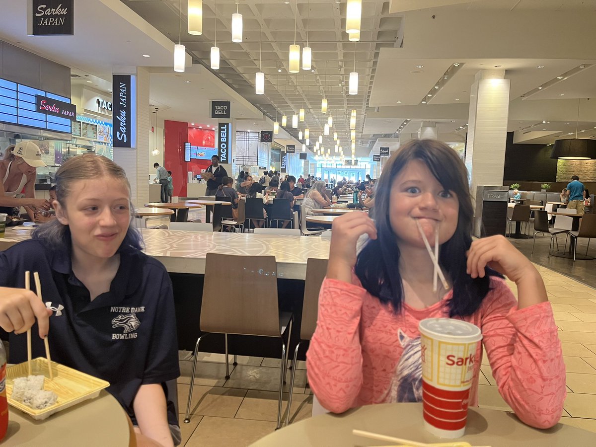 ada_bookworm's tweet photo. Where can you take a family of 9 and be sure everyone gets something they like?
The mall food court of course!
Out w/my girlz
#BringBackTheMall #postedwithpermission https://t.co/asG5Cgw9z5