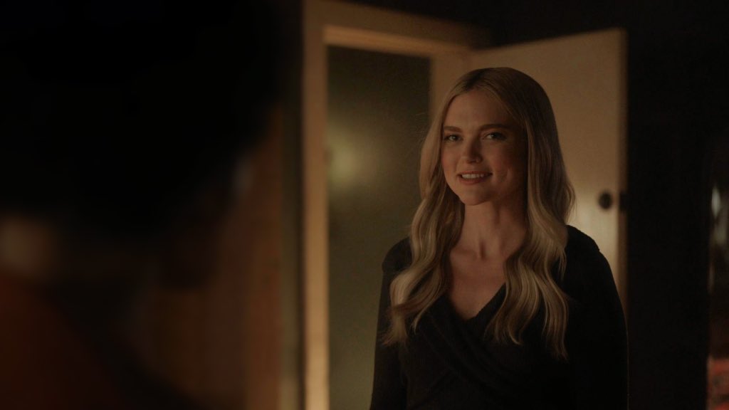 hizziebound's tweet photo. I’m glad Hope is getting her beauty sleep. https://t.co/YI2XQHE39d