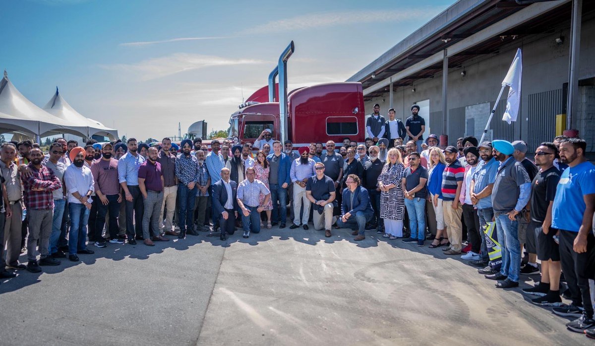 PierrePoilievre's tweet photo. Trudeau’s officials at the Vancouver Port tried to ban trucks older than 12 years, costing these truckers hundreds of thousands each. Conservatives fought back and saved the livelihoods of these heroes that deliver our groceries.

Let’s make the country work for the people who do the work.