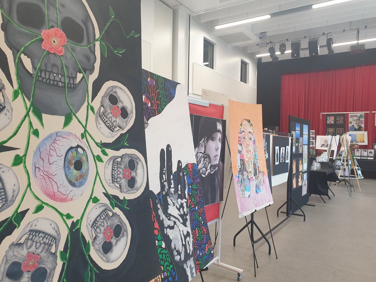 ArtHethersett's tweet photo. Celebrated the year 11s success today with our end of year exhibition, thank you to everyone who came to support our students 🎨📸 @AcadHethersett https://t.co/rkqSivZros