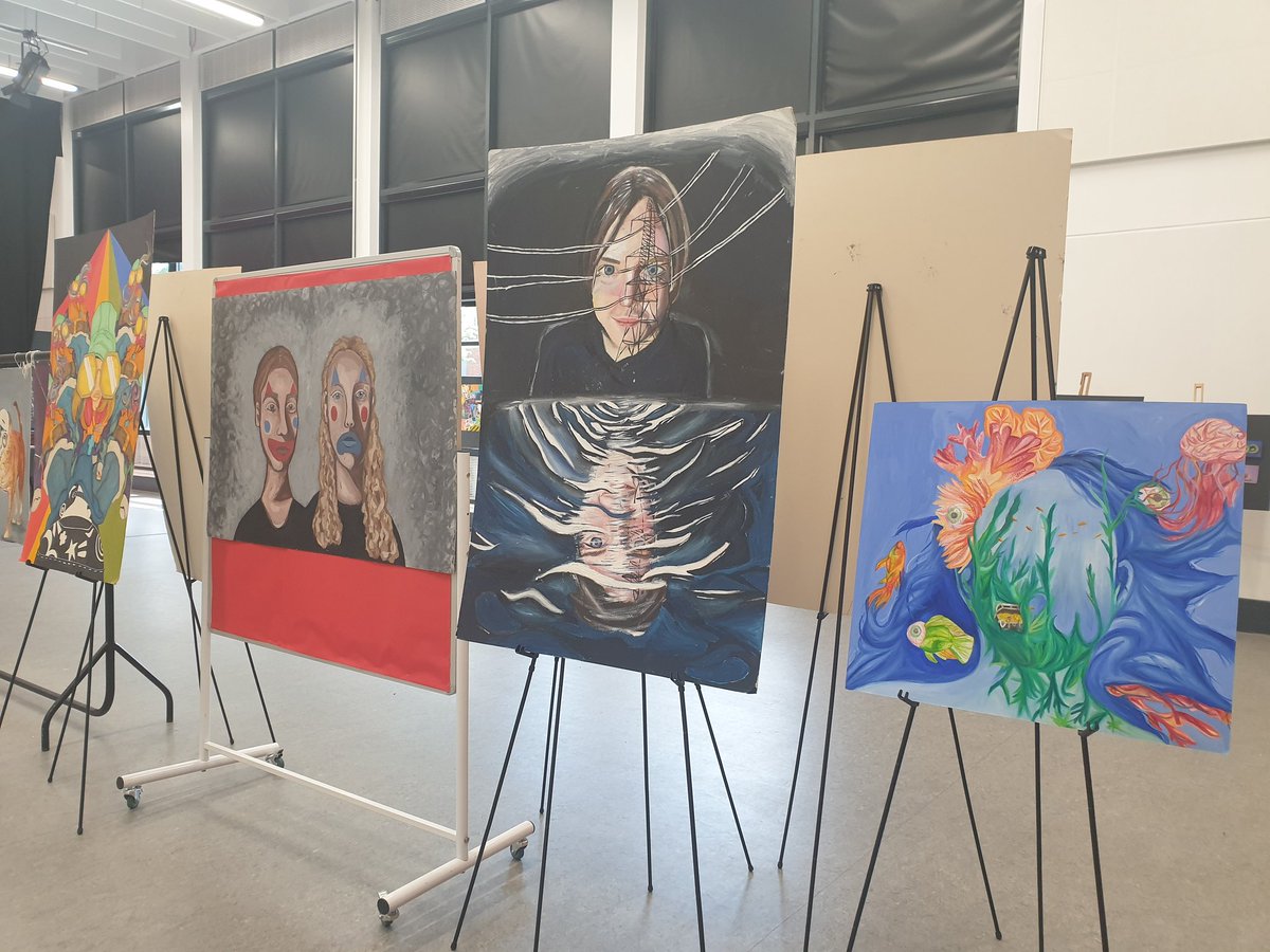 ArtHethersett's tweet photo. Celebrated the year 11s success today with our end of year exhibition, thank you to everyone who came to support our students 🎨📸 @AcadHethersett https://t.co/rkqSivZros