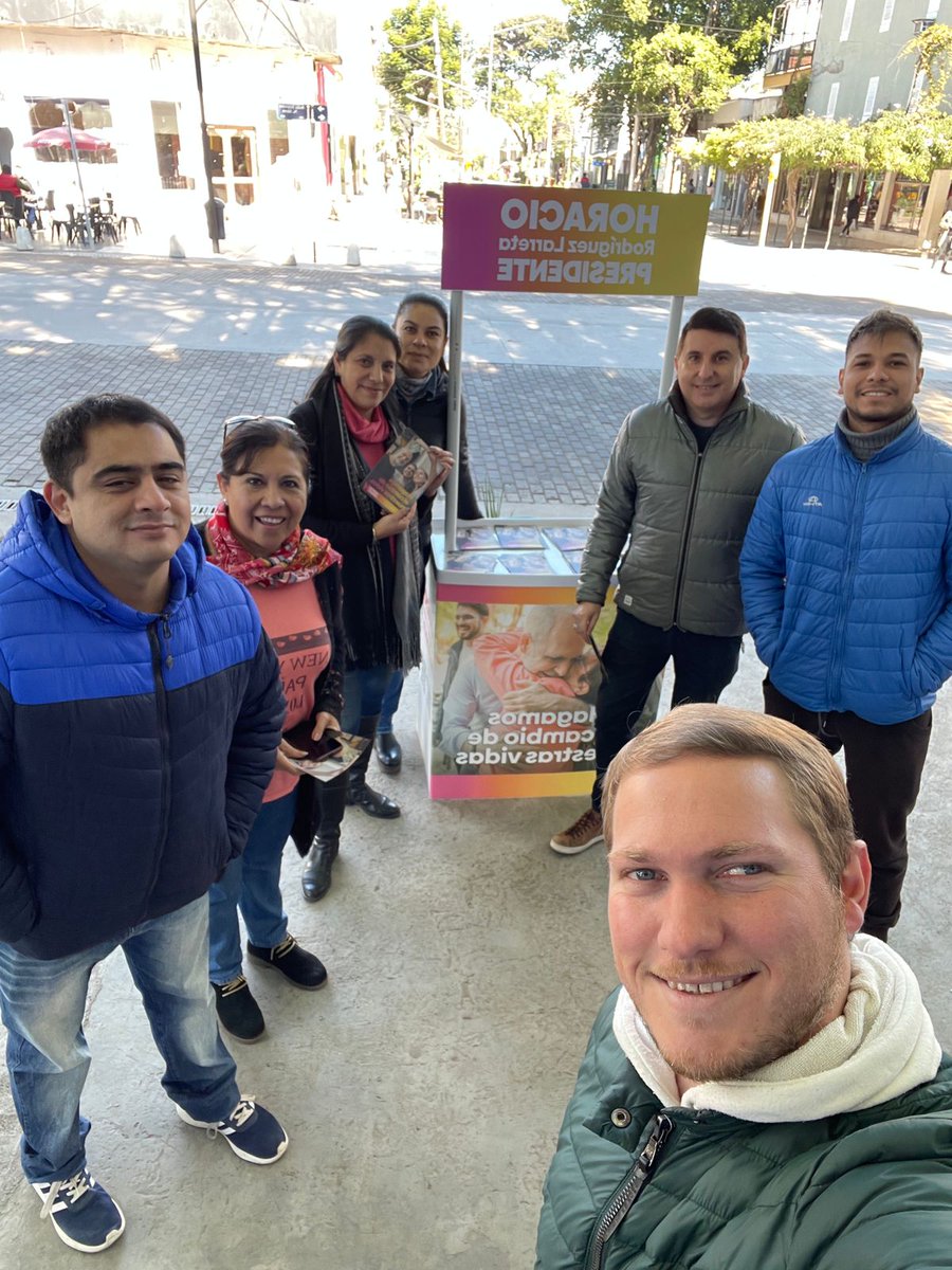 Un país, donde el esfuerzo sea recompensado, donde el progreso en base al trabajo y la educación sean una realidad, es posible.
En #Tucuman y en todo el país seguimos contando que ese camino es con <a href="/horaciorlarreta/">Larreta</a>
Juntos #HagamosElCambioDeNuestrasVidas 🇦🇷💪
