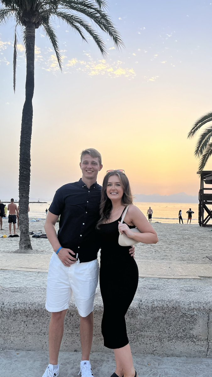 EWestwood_Bio's tweet photo. After a very long awaited holiday to Majorca, I’ve taught my first week as a proper science teacher! 🧬🔭 https://t.co/esFq3sXUkp