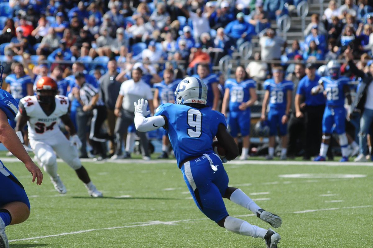 Henry Lyes (@henrylyes58) on Twitter photo After a great conversation with <a href="/coach_kellar/">Mike Kellar</a> , I’m honoured to announce I’ve received my first scholarship offer to <a href="/GlenvilleStFB/">Glenville State Football</a> !
<a href="/Coach_Hewitt/">Russell Hewitt</a> <a href="/KrisDurham16/">Kris Durham</a> <a href="/NFLAcademy/">NFL Academy</a> <a href="/BCollierPPI/">Brandon Collier</a> <a href="/ElitePrestige2/">Brian Jahani</a> <a href="/VendrellsNoe/">Noè Vendrells</a> <a href="/NFLUK/">NFL fan in the UK</a> After a great conversation with <a href="/coach_kellar/">Mike Kellar</a> , I’m honoured to announce I’ve received my first scholarship offer to <a href="/GlenvilleStFB/">Glenville State Football</a> !
<a href="/Coach_Hewitt/">Russell Hewitt</a> <a href="/KrisDurham16/">Kris Durham</a> <a href="/NFLAcademy/">NFL Academy</a> <a href="/BCollierPPI/">Brandon Collier</a> <a href="/ElitePrestige2/">Brian Jahani</a> <a href="/VendrellsNoe/">Noè Vendrells</a> <a href="/NFLUK/">NFL fan in the UK</a>