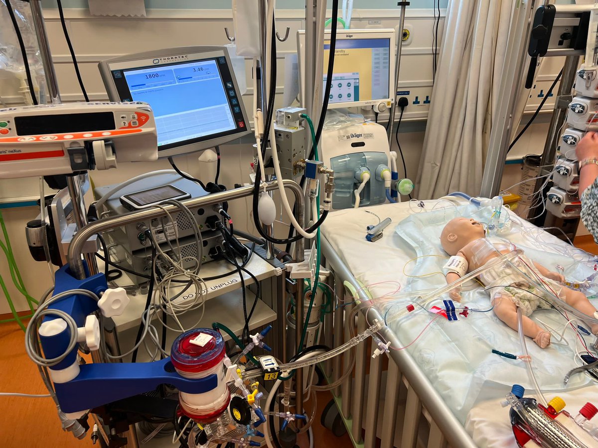 PICU Alder Hey tweet media