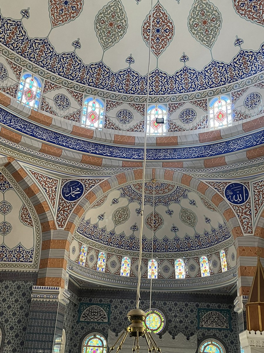 Resûl-i Ekrem (sav)“Bir kimse günde 100 defa “Sübhânallâhi ve bi-hamdihî”derse,onun günahları deniz köpüğü kadar bile olsa hepsi bağışlanır.  
{Küçük günahlar olarak anlayalım bunu}

Hadisin devamında Resûl-i Ekrem Efendimiz’in (asm) tavsiye buyurduğu sübhânallahi ve bi-hamdihî