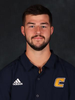 It is 49 days until the Chattanooga Mocs kickoff the 2023 season! Today we introduce #49 LS Jake Hall!  <a href="/14_jake_hall/">Jake Hall</a>  #UTC #GoMocs   tapatalk.com/groups/mocnati…