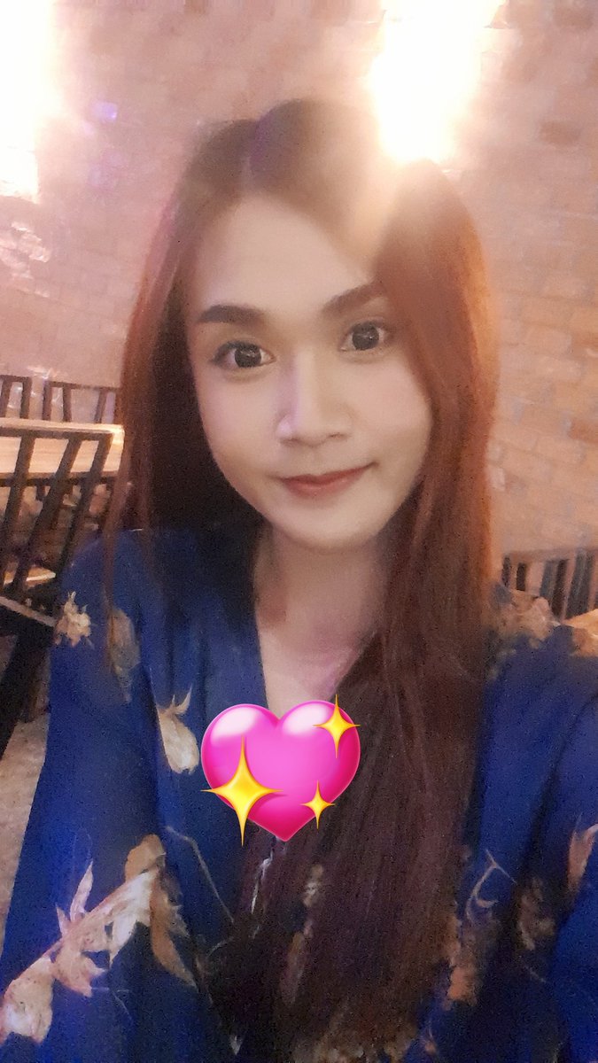 Visuda_9839's tweet photo. ລ້ຽງເບຍແດ່😅😅 https://t.co/8lzCdpCJjT