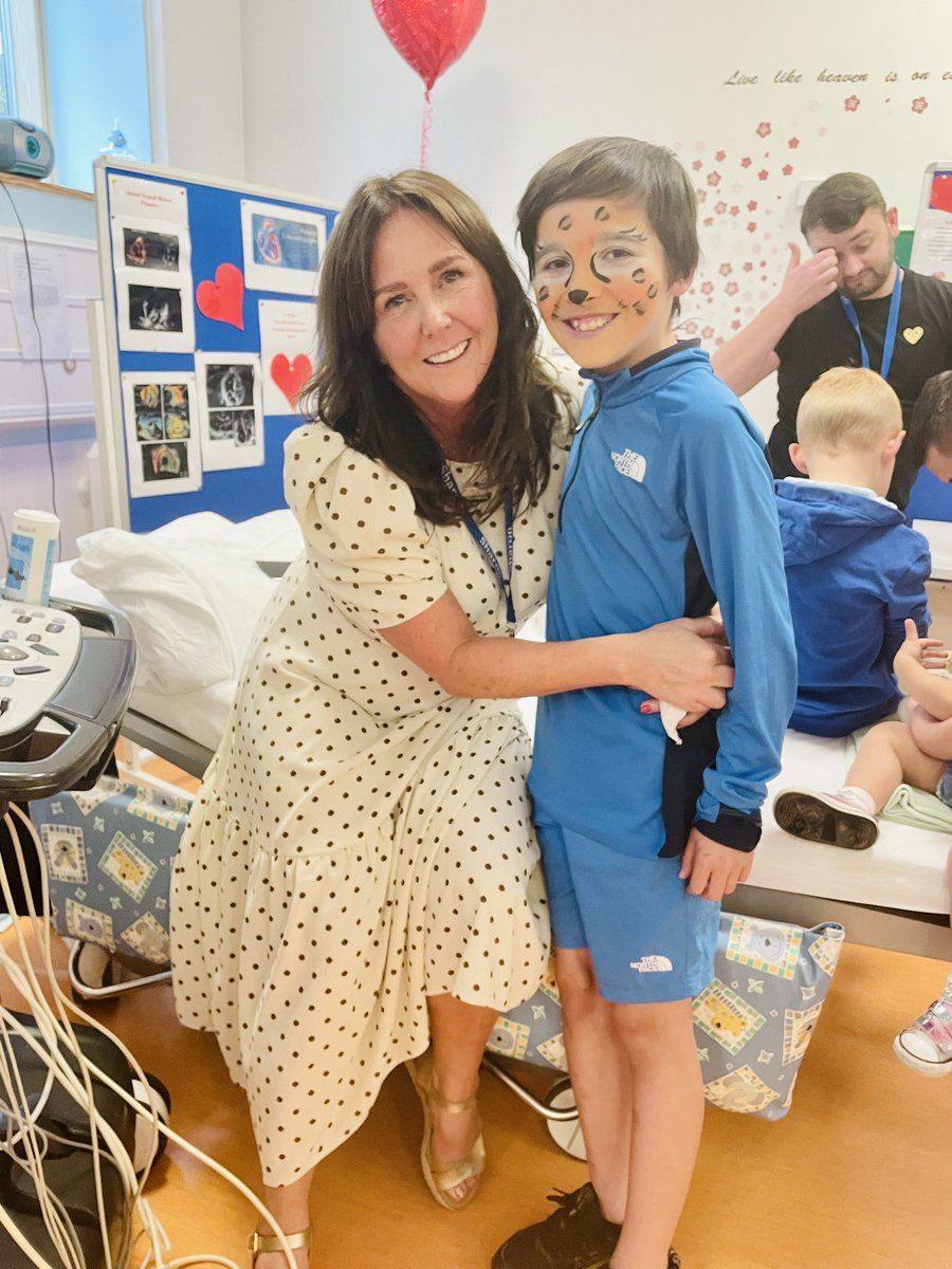 So much to learn at the cardiac open day today! Resuscitation, cardiac physiology, ICU and tours of the theatres and cath lab! 🏩 #trainingthenextgeneration 👩‍⚕️👨‍⚕️🩺🩻