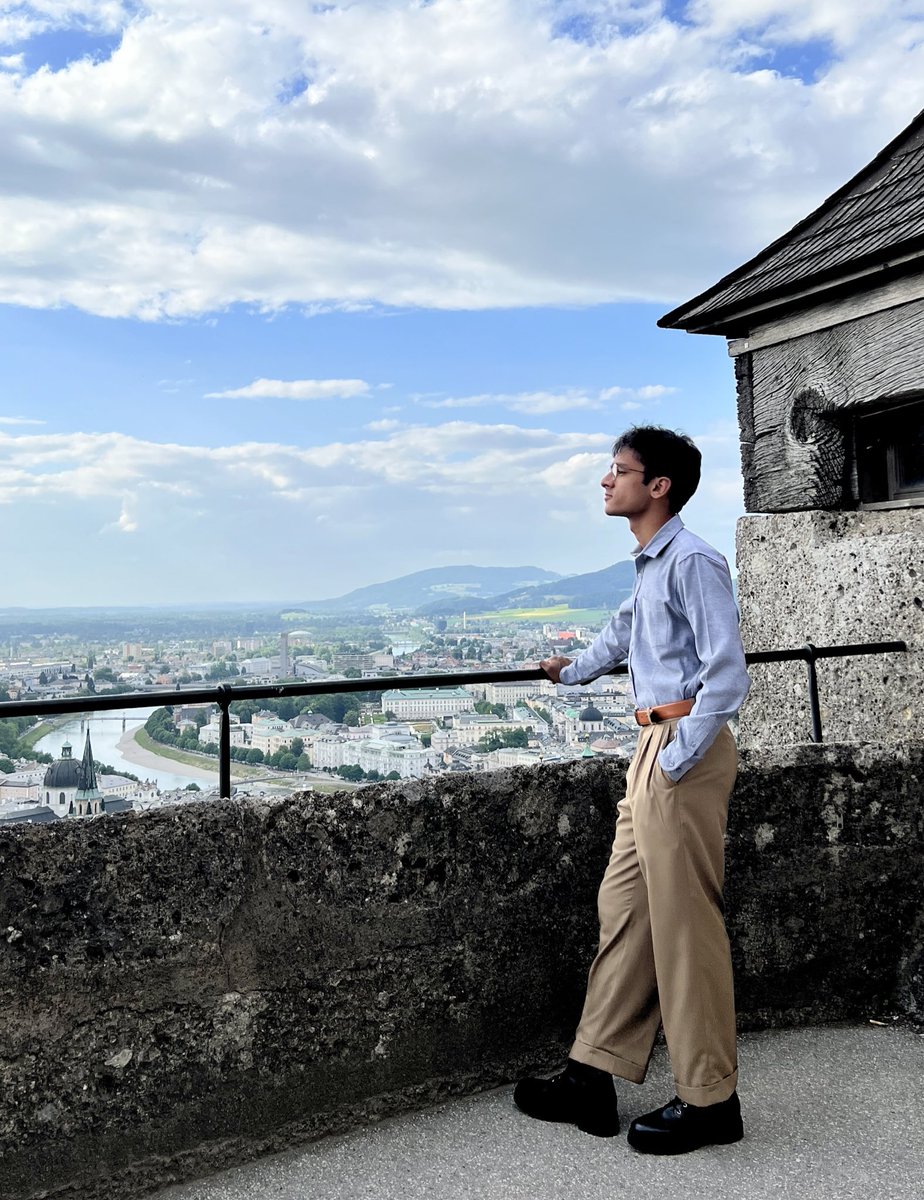 RealAbuzar_'s tweet photo. Humming Mozart’s melody in the city of salzburg 🏰 https://t.co/2GEkiz4Qto