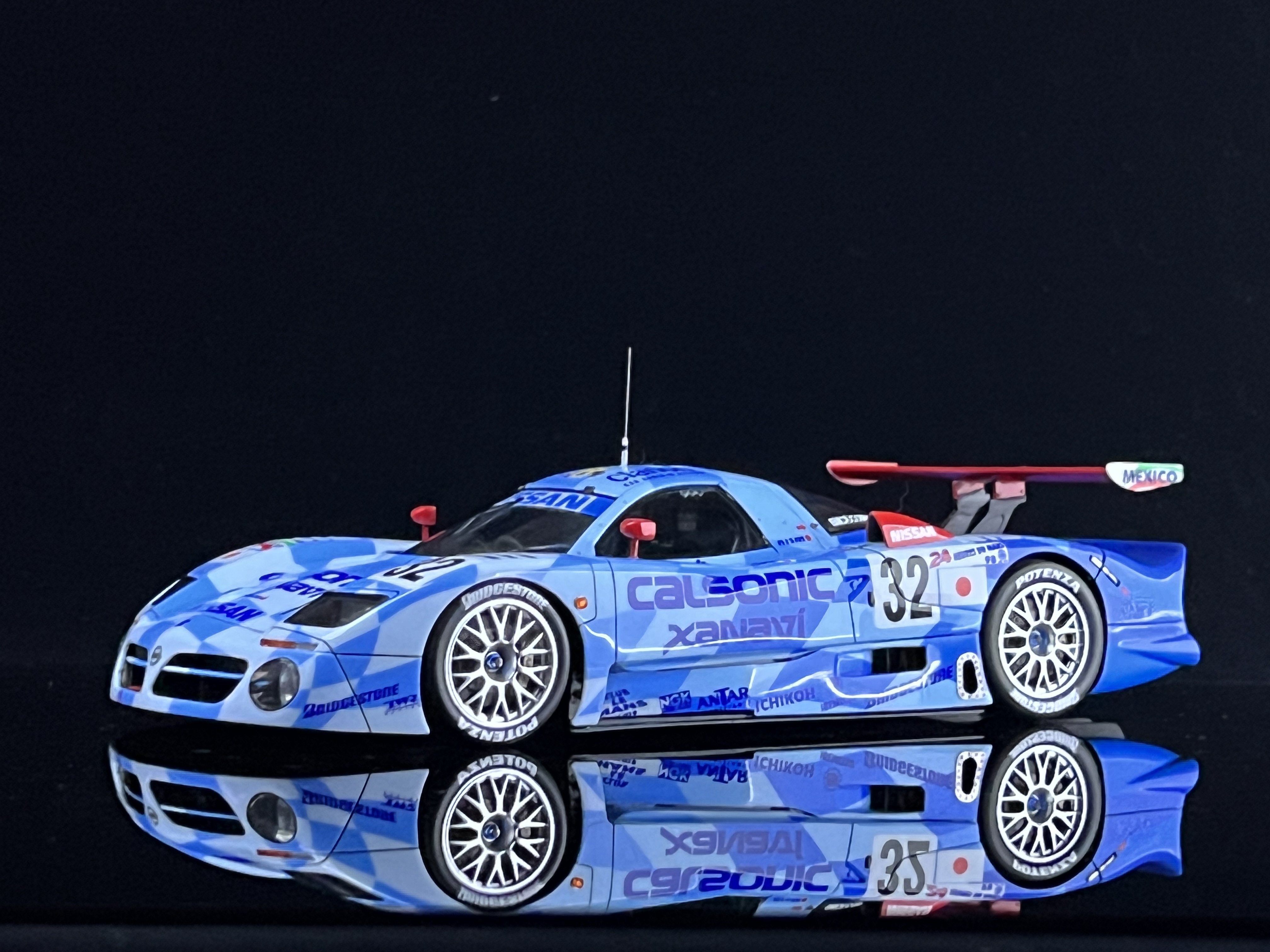 ＮＩＳＳＡＮ・Ｒ３９０ＧＴ１　ル・マン24・ エンジンRCカー用 1/8ボディ NISSAN・R390GT1 ル・マン24・ エンジンRCカー用 1