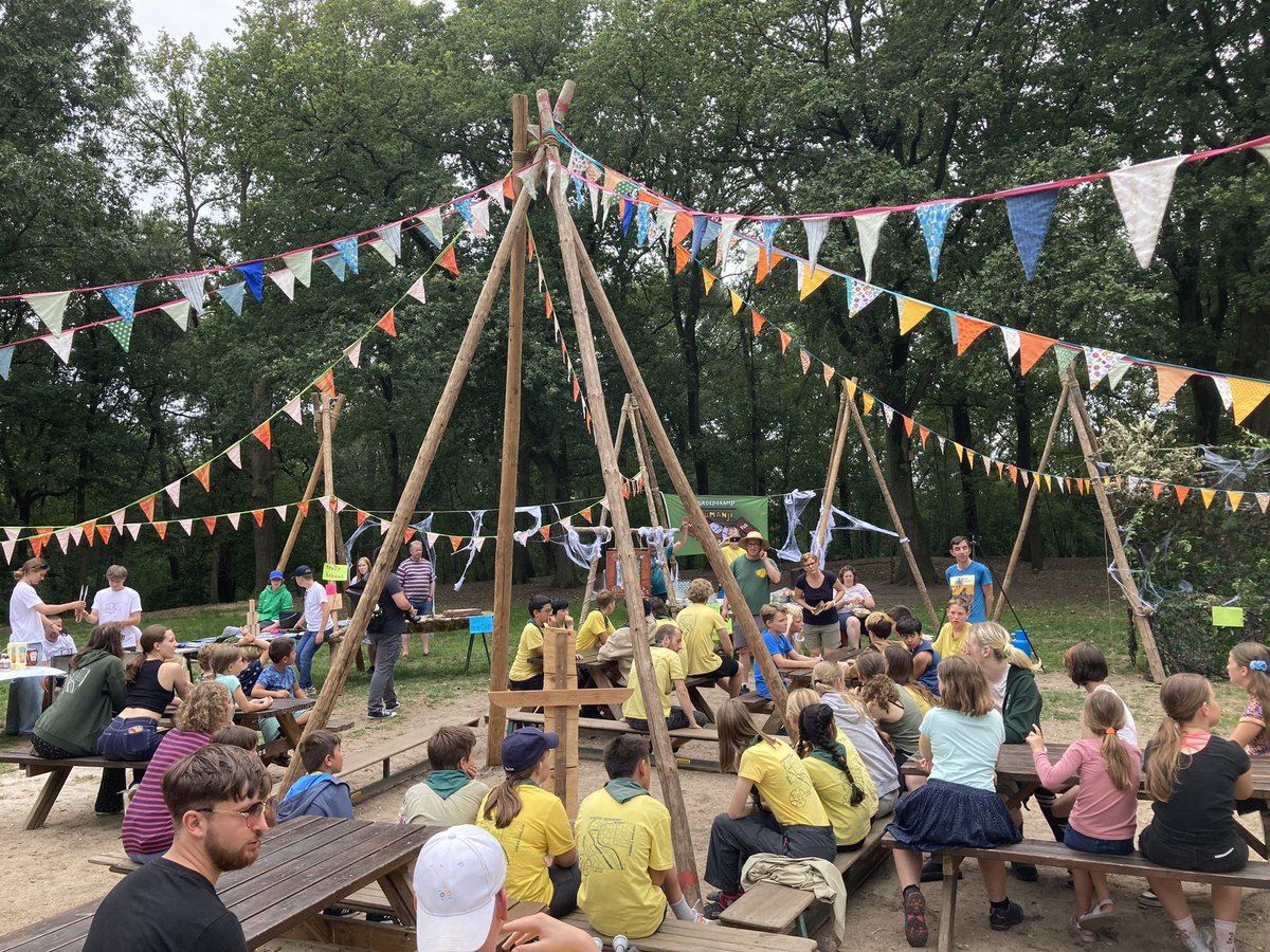 ScoutingFLG's tweet photo. We zijn weer thuis na een supergezellig groepskamp. We hebben het #jumanji spel uitgespeeld 😅 https://t.co/NgjJdUkDOR