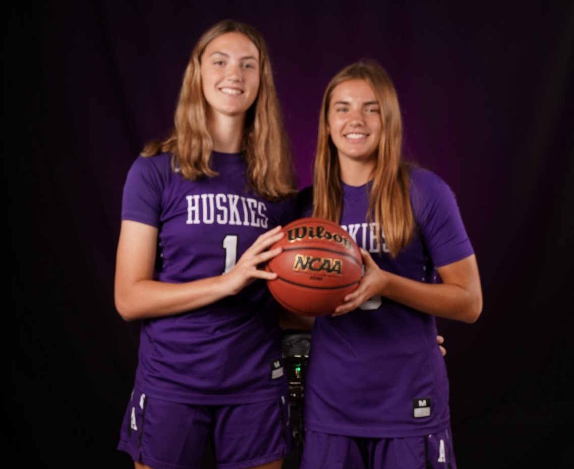 Two of MN's star attractions will be on hand Monday at the @BreakdownUSA Girls Shot Clock Classic at Anoka-Ramsey CC when Albany @GirlsHuskies take on @OronoBb. @TommieWBBall commit @AlyssaSand24 & @SCSUHuskies_WBB signee @gerads_kylan are sure to entertain!