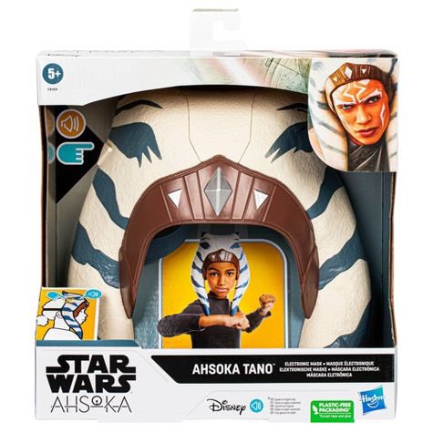 yak_face's tweet photo. A few new Ahsoka related roleplay items heading to stores soon #hasbro #starwars #ahsoka #lightsaberforge #ahsokatano https://t.co/J7ONARmI41