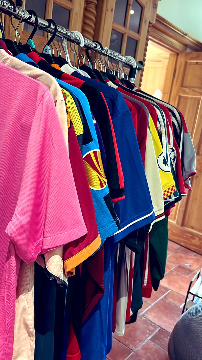 Si’s Football Shirts tweet media
