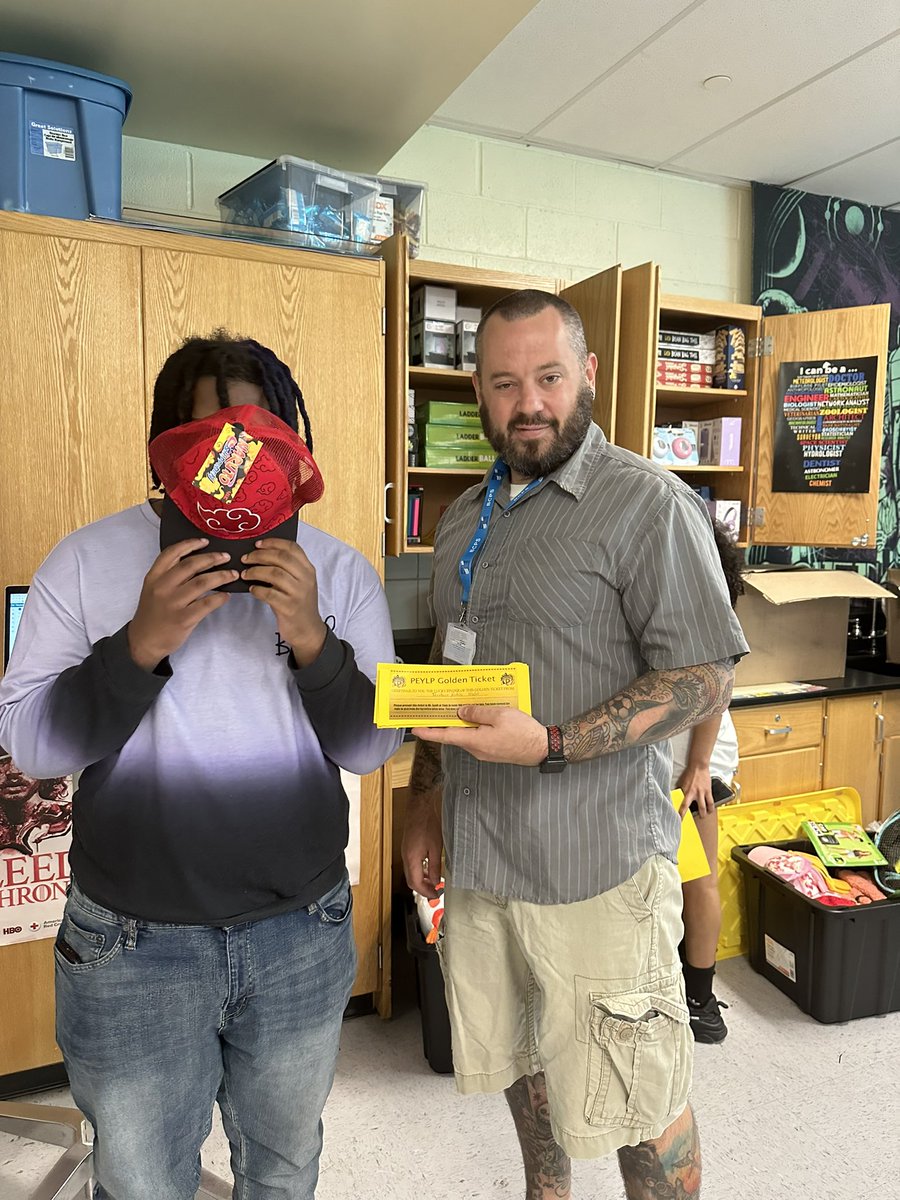 Sandra Schmidt tweet media