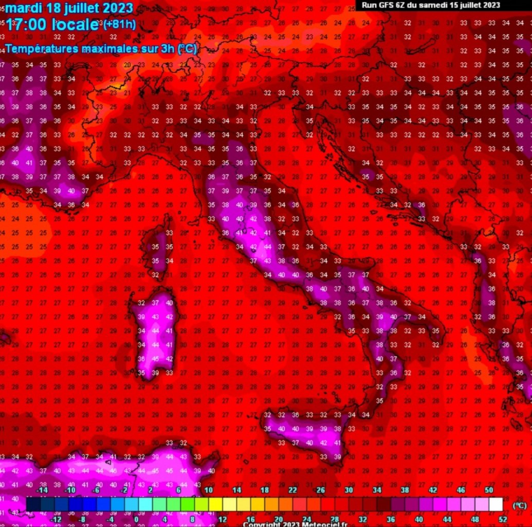 MMmarco0's tweet photo. Caldo estremo in arrivo, cadranno molti record. Queste le temperature massime previste per martedì. Punte di 40-42°C in Toscana e Umbria, fino a 44-45°C nel Lazio ed in Sardegna fino a 42-44°C su Puglia e Sicilia.

Martedi e mercoledì saranno giorni difficili per la città di Roma dove anche la temperatura notturna faticherà a scendere sotto i 30°C. L'elevata umidità al suolo farà aumentare la sensazione di afa notturna su livelli davvero molto alti. 

Seguite con attenzione le allerte della protezione civile.