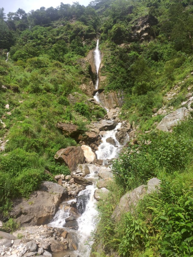 ChakruGC's tweet image. लाग्छ सधैं हरियाली भइरखोस्, कल कल बग्ने खोली किनार झरना को झन्कार सँगै, जीवन यात्रा मा भेटिने हरेक गोरेटो हरुको ओरिपोरी
#यात्री
#tatopani
#असार