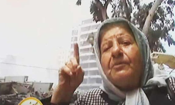 هذه السيدة تعيدني إلى تموز بقوة..."كاملة سمحات" لروحك الفاتحة...