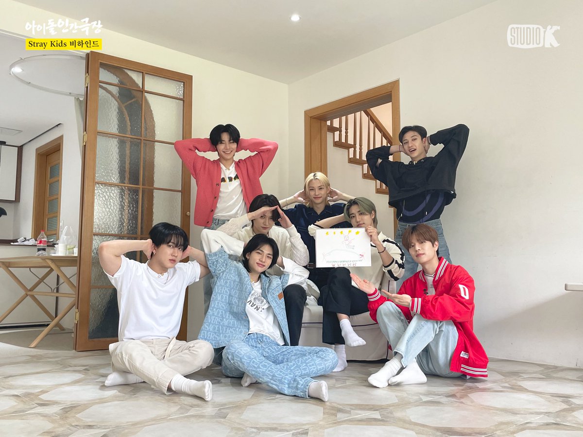 StrayKids_AR's tweet photo. 230715 | سيتم الإفراج عن خلف كواليس حلقة ستراي كيدز في برنامج  Idol Human Theater غدًا الأحد 16 يوليو الساعة 1 ظهرًا بتوقيت السعودية ♡ 

┘ ꕥ https://t.co/JlGeUSgkOS