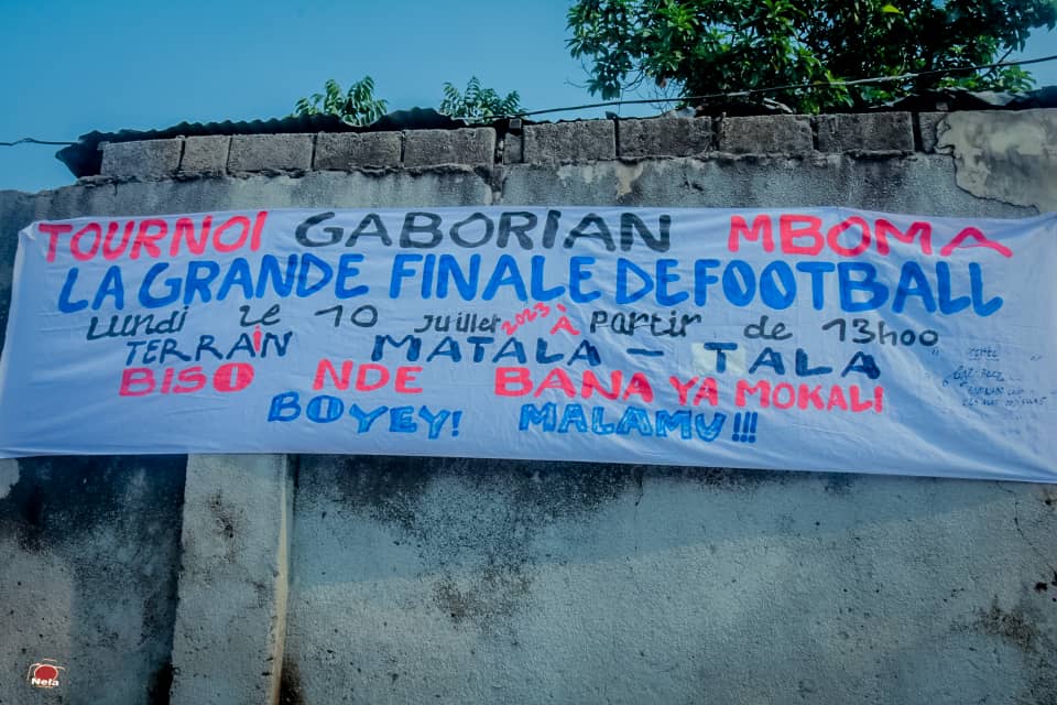 DeoMonzia21's tweet photo. #UNC_TSHANGU
Le secrétaire interfédéral adjoint de l'Unc Tshangu @GaborienM, a organisé la grande finale du tournoi de FOOTBALL avec don de #vareuses, #ballons et #enveloppes à toutes les quatre équipes qui ont participé à la phase finale lundi, 11 juillet 2023. https://t.co/3Gm7xT0XGx