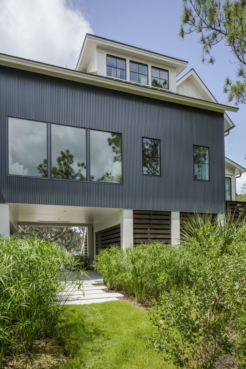 SHELTERCBL's tweet photo. Coastal Vernacular Vibes https://t.co/rfWaWjp8RD