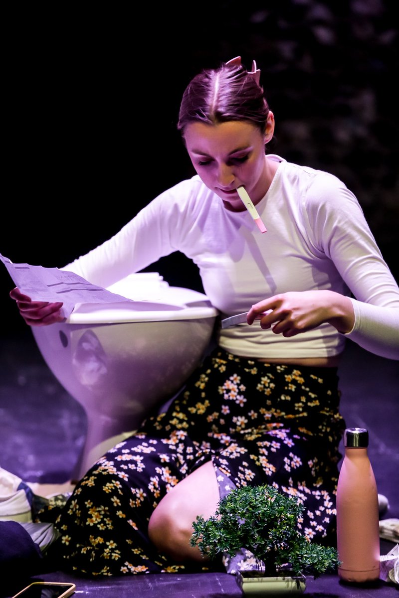 EyesWide__'s tweet photo. 🚨ONE WEEK TIL WE OPEN🚨
this show will be our London debut👀 and we are so proud to be unashamedly shouting about all the taboos around motherhood and what makes a ‘good woman’ 

↘️still time to get your tickets here↙️

https://t.co/S2B5YvCa0r https://t.co/nbN97OWim6