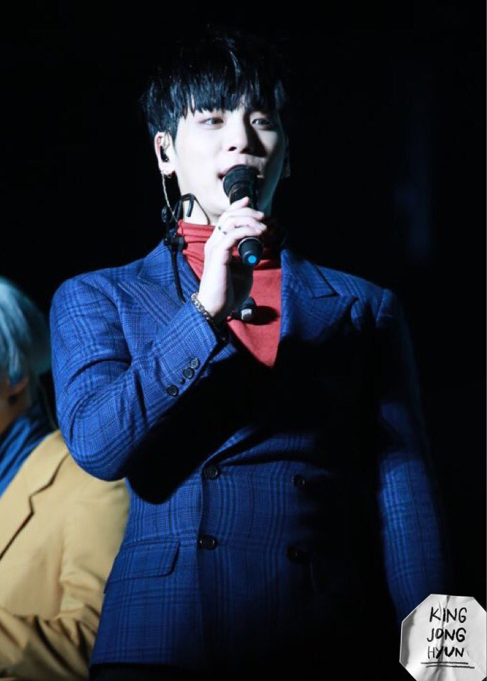 hourlyjonghyun's tweet photo. #Jonghyun #종현 @SHINee https://t.co/I43IweyF8p