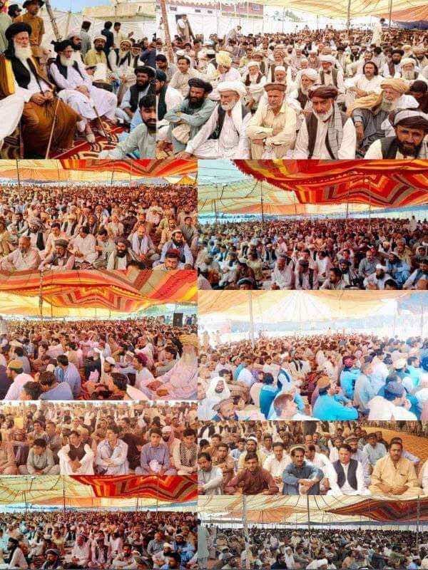 Asmatul56347031's tweet photo. مبارک شه
ده ږوب ايکشن کميټئ اؤ پښتون تحفظ مومنټ ته آفرين.
چي په ډير مختصر وخت کي يه دومره لويه اؤ منظمه جرګه جوړه کړه.
ده قام يوالئ ده دشمن ماته.
#ZhobIsUnderAttack
#امن_جرګه https://t.co/boRwIrXlkM