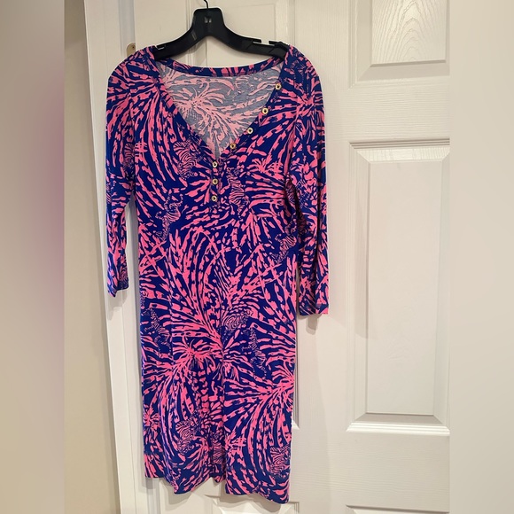 So good I had to share! Check out all the items I'm loving on <a href="/Poshmarkapp/">Poshmark</a> #poshmark #fashion #style #shopmycloset #lillypulitzer: posh.mk/KQEsHsSgsBb